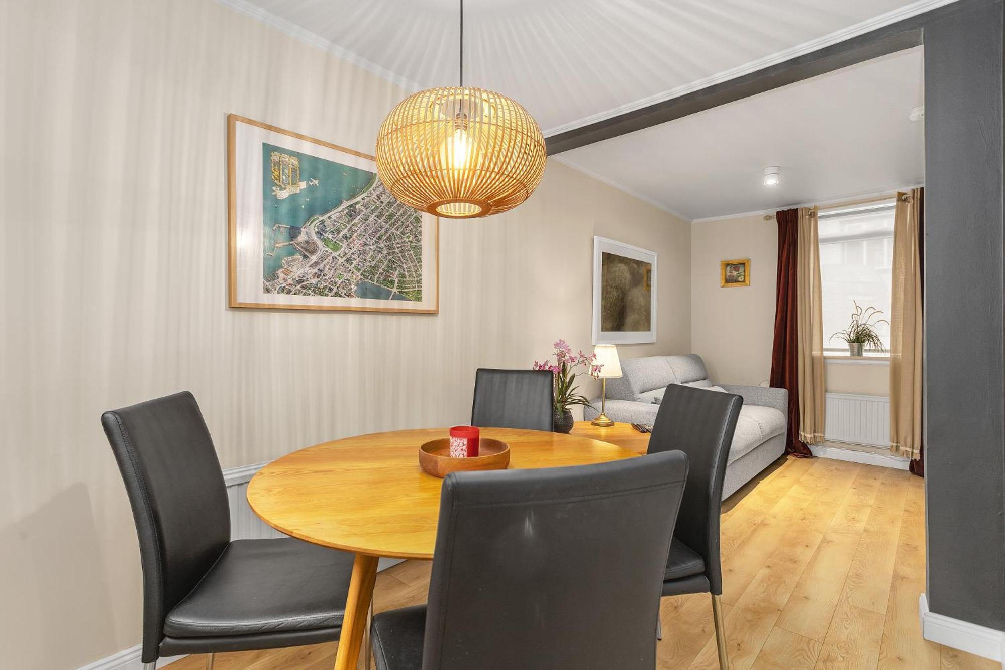 Live As Locals Apartments Рейкьявик Номер фото