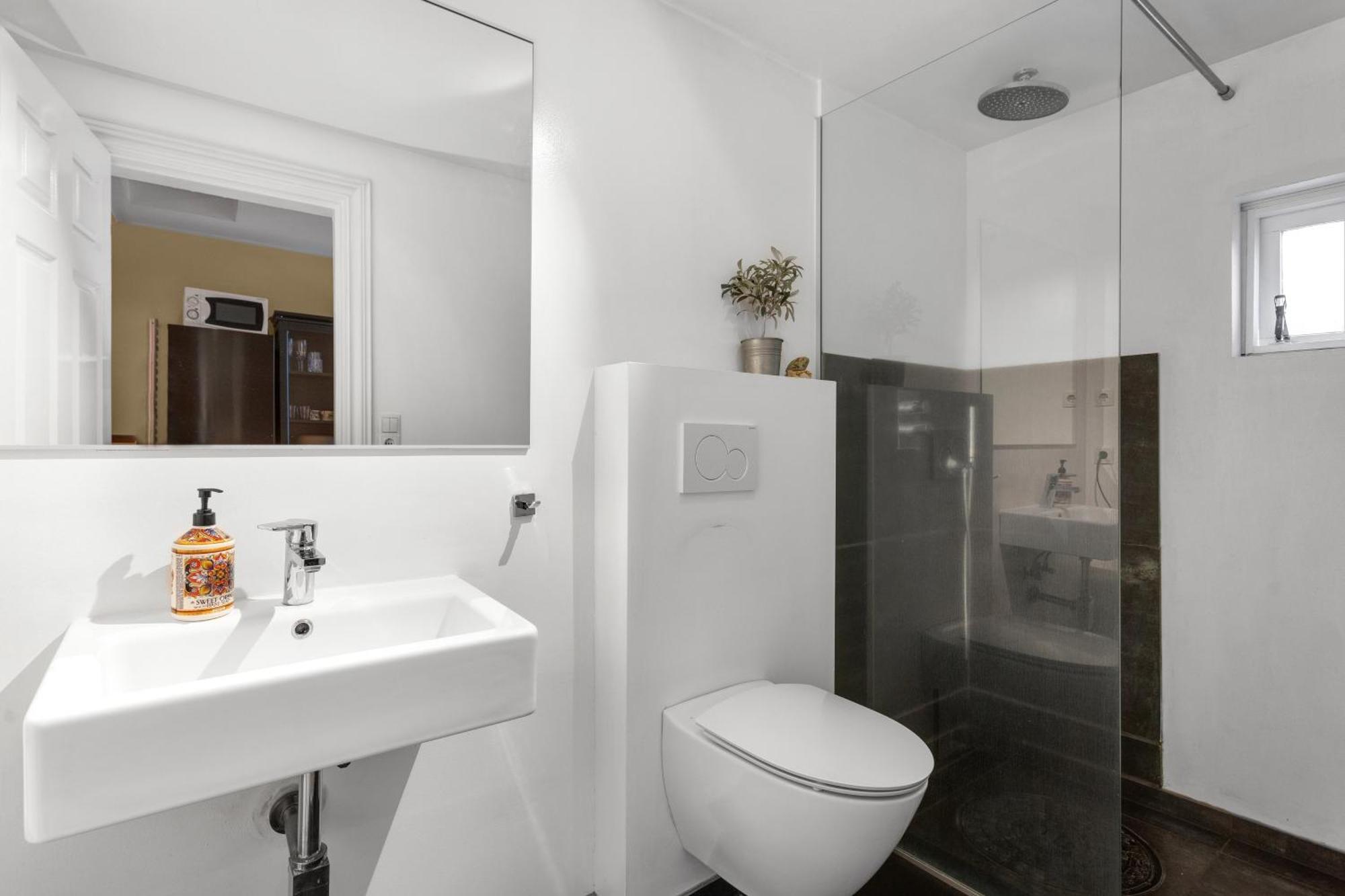 Live As Locals Apartments Рейкьявик Номер фото